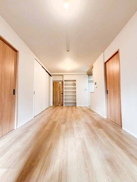 福岡市マンションリフォーム 木目が映える明るい内装施工事例 全面改装